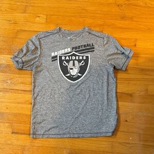 Gray Raiders Football T-Shirt